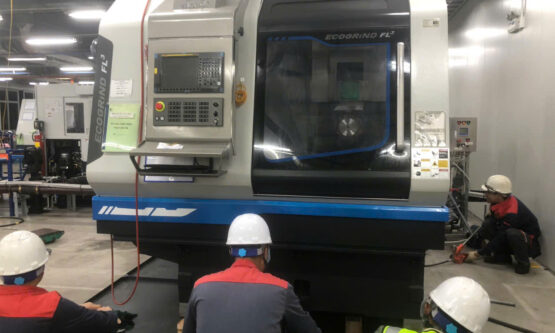 DỊCH VỤ VẬN CHUYỂN, NÂNG HẠ MÁY MÓC